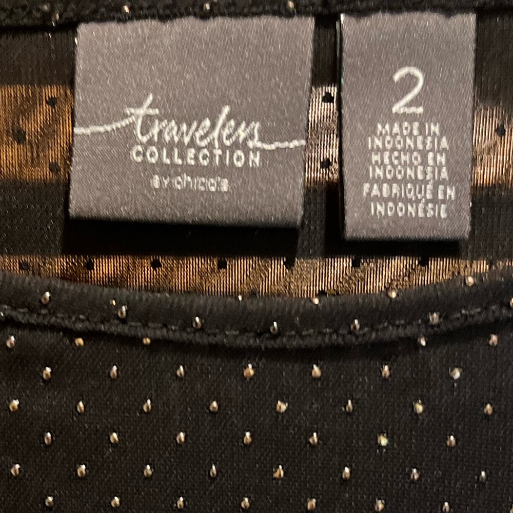 WOMENS CHICO’S 2/L DETAIL TOP - Picture 3 of 8